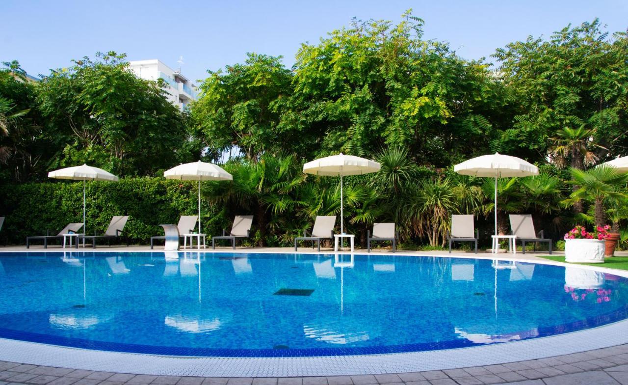Hotel Helios Lido di Jesolo Exterior foto
