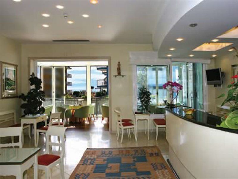 Hotel Helios Lido di Jesolo Exterior foto
